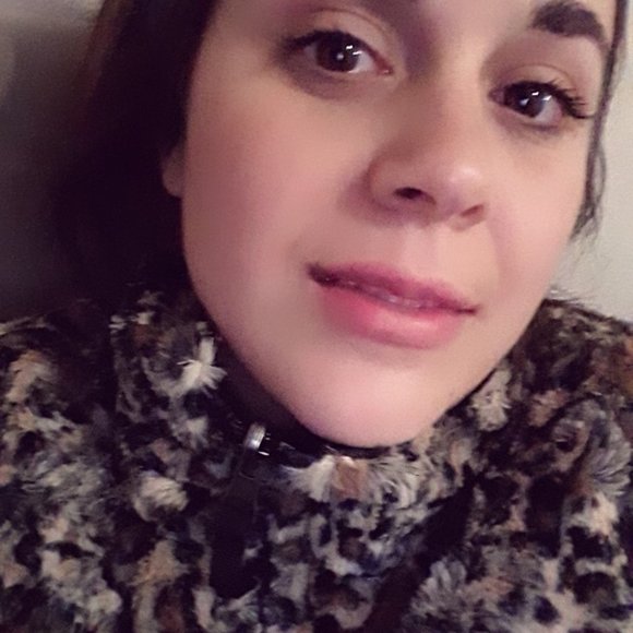 Meet your Posher, Jaclyn - Picture 3 of 3